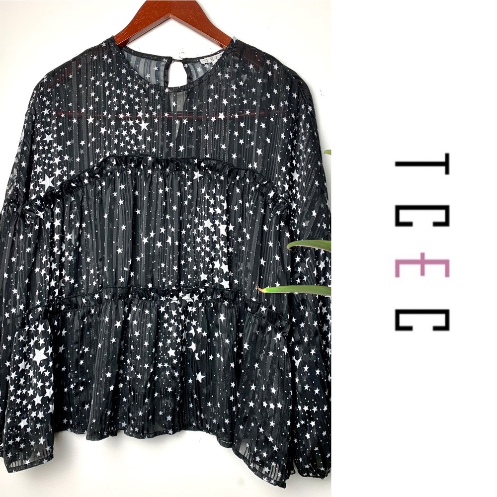 ⭐️TCEC Black star printed Women’s Pullover Top⭐️
